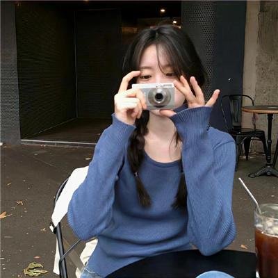拂晓的尤娜海报